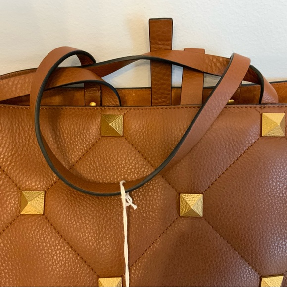 Valentino Tan Stud Large tote New - Picture 2 of 6